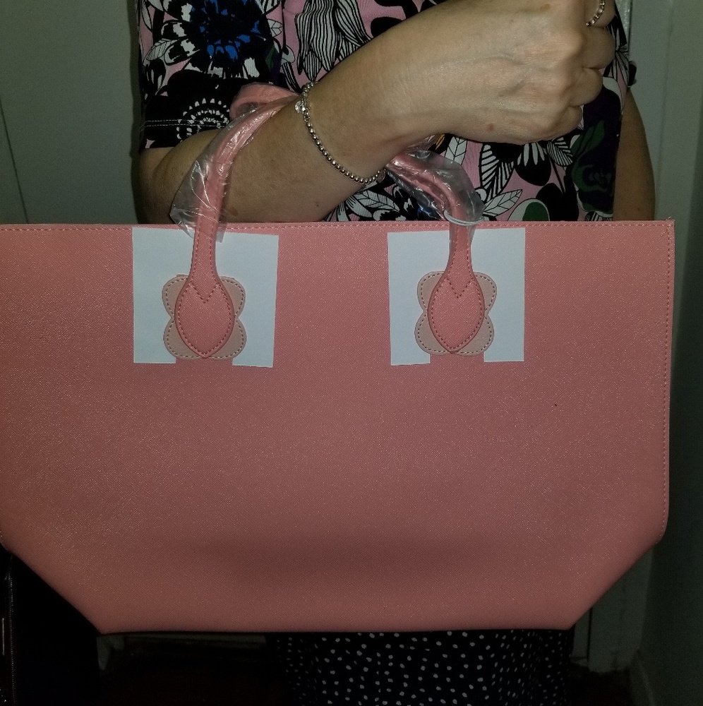Brand new Elizabeth Arden Pink Tote Bag